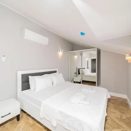 Gorgeous Flat With Sea View Jacuzzi In Antalya Appartamento Kaş