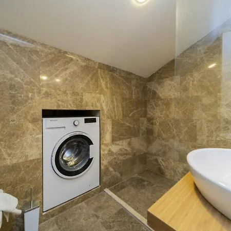 Gorgeous Flat With Sea View Jacuzzi In Antalya Appartamento *
