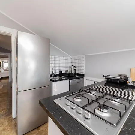 Gorgeous Flat With Sea View Jacuzzi In Antalya Appartement *